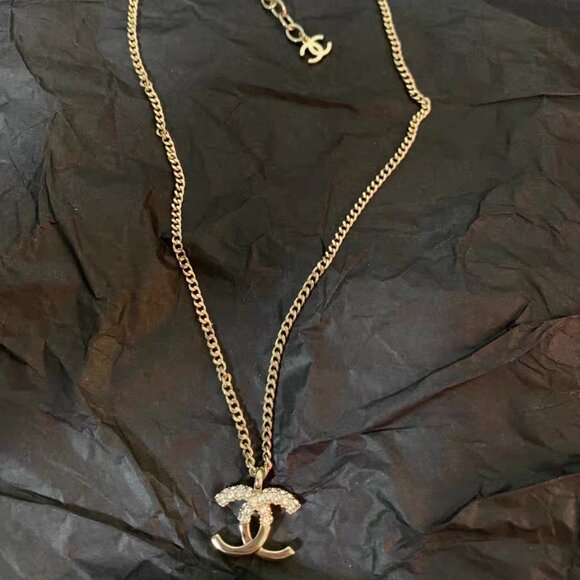 Authentic Chanel Crystal CC Pendant Necklace Like New - Picture 2 of 5